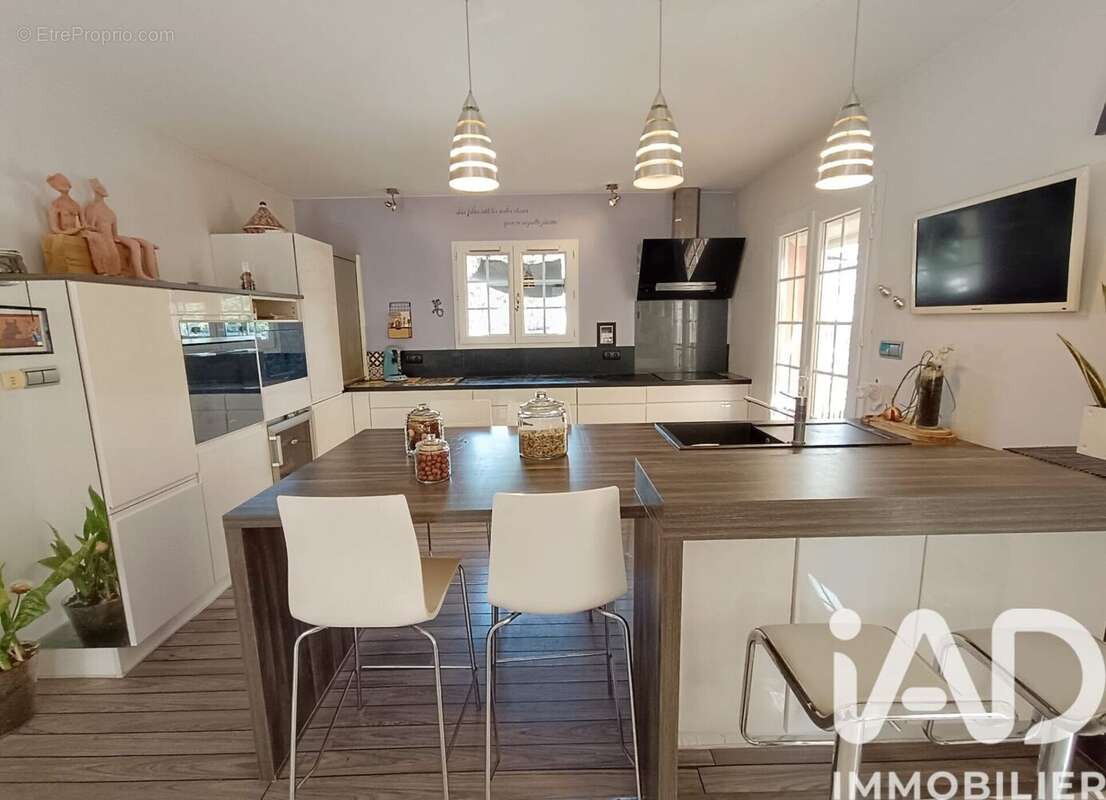 Photo 4 - Maison à UCHAUD