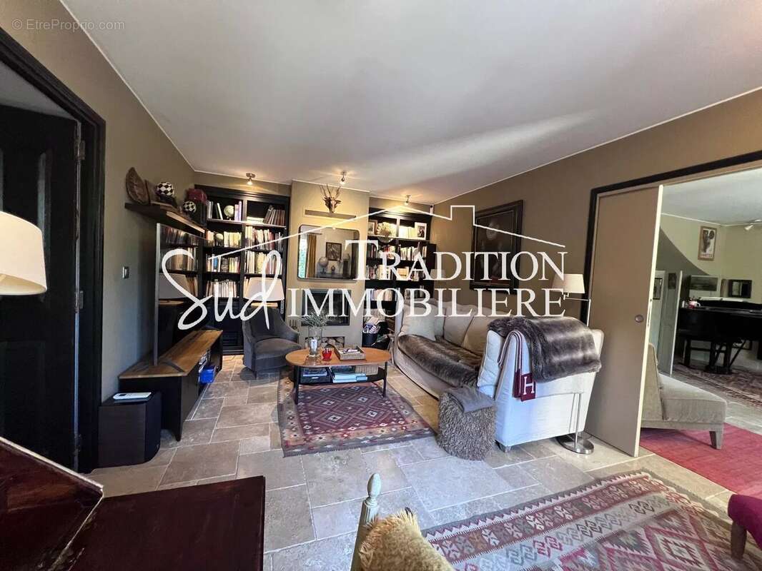 Maison à MAUSSANE-LES-ALPILLES