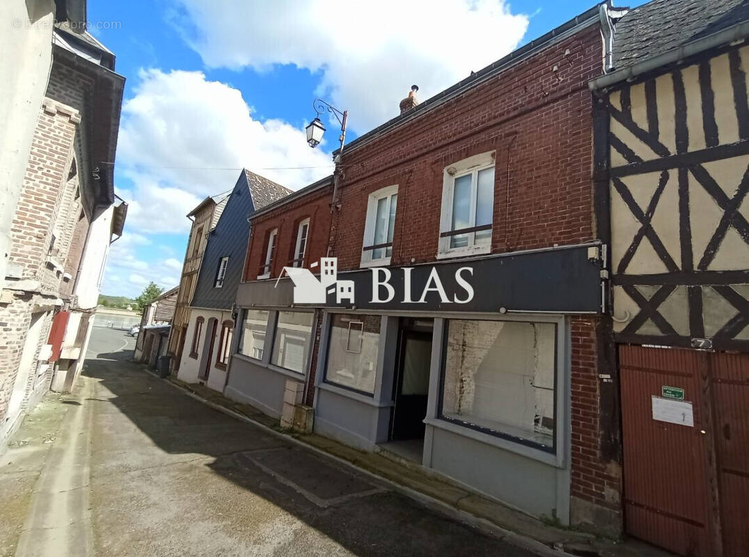 Appartement à QUILLEBEUF-SUR-SEINE