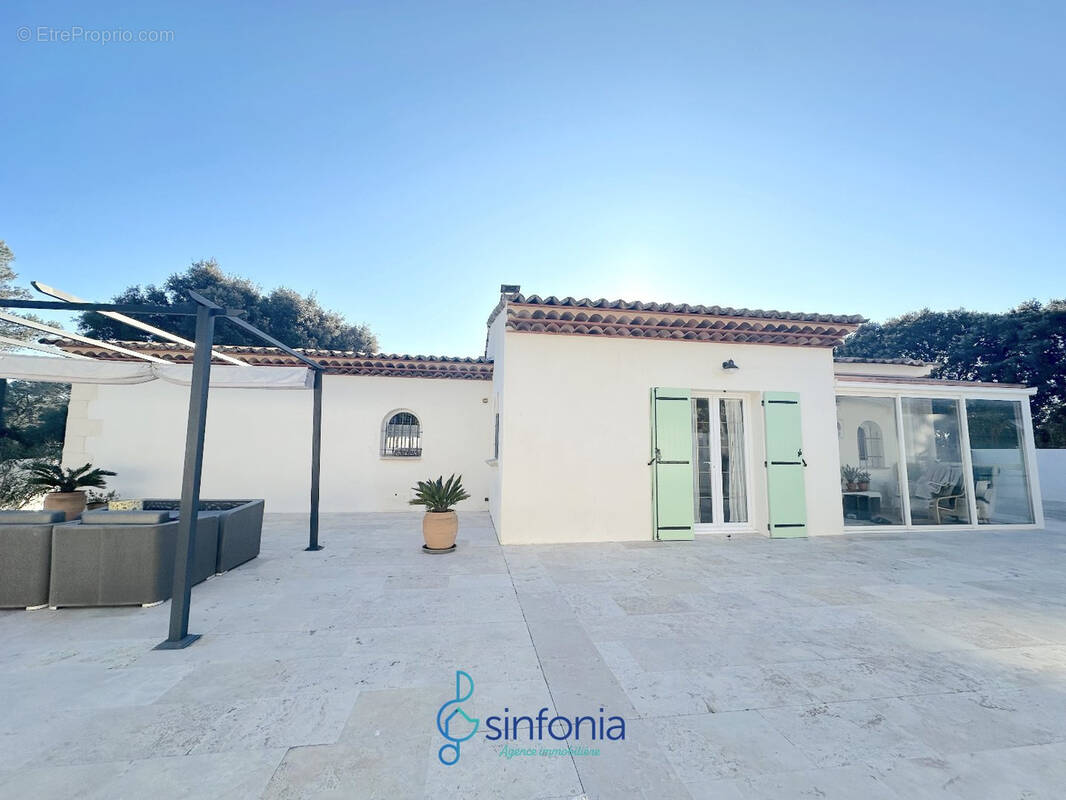 Maison à SAINT-SIFFRET