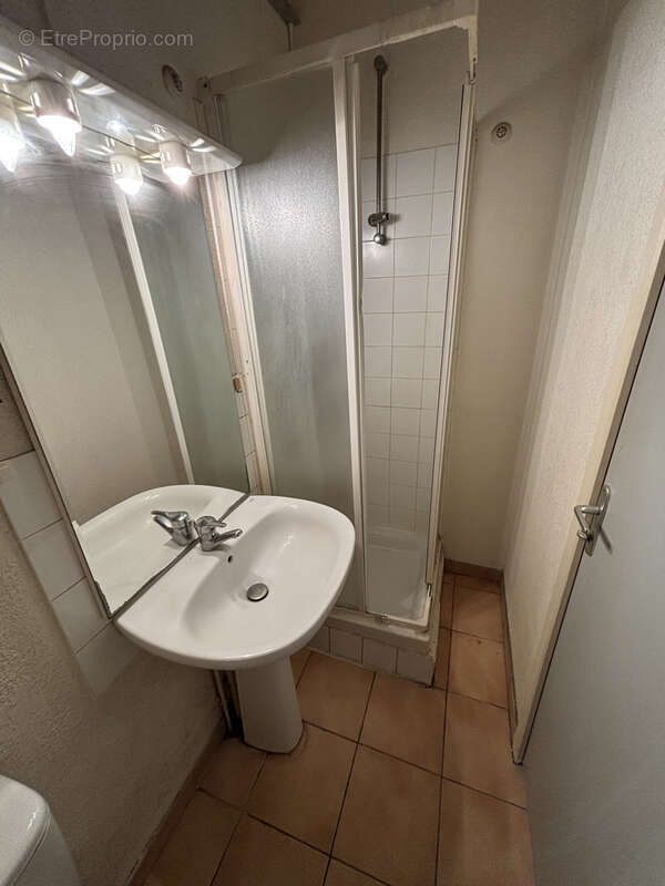 Appartement à MARSEILLE-3E