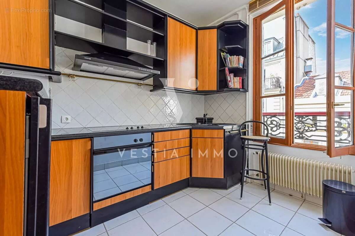 Appartement à PARIS-7E