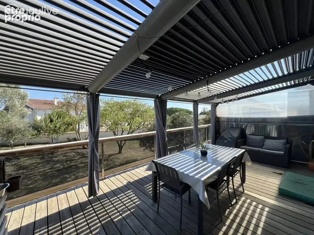 Maison de qualité avec appartement indépendant, terrain arboré de 2 500 m² et ascenseur extérieur - photo 27