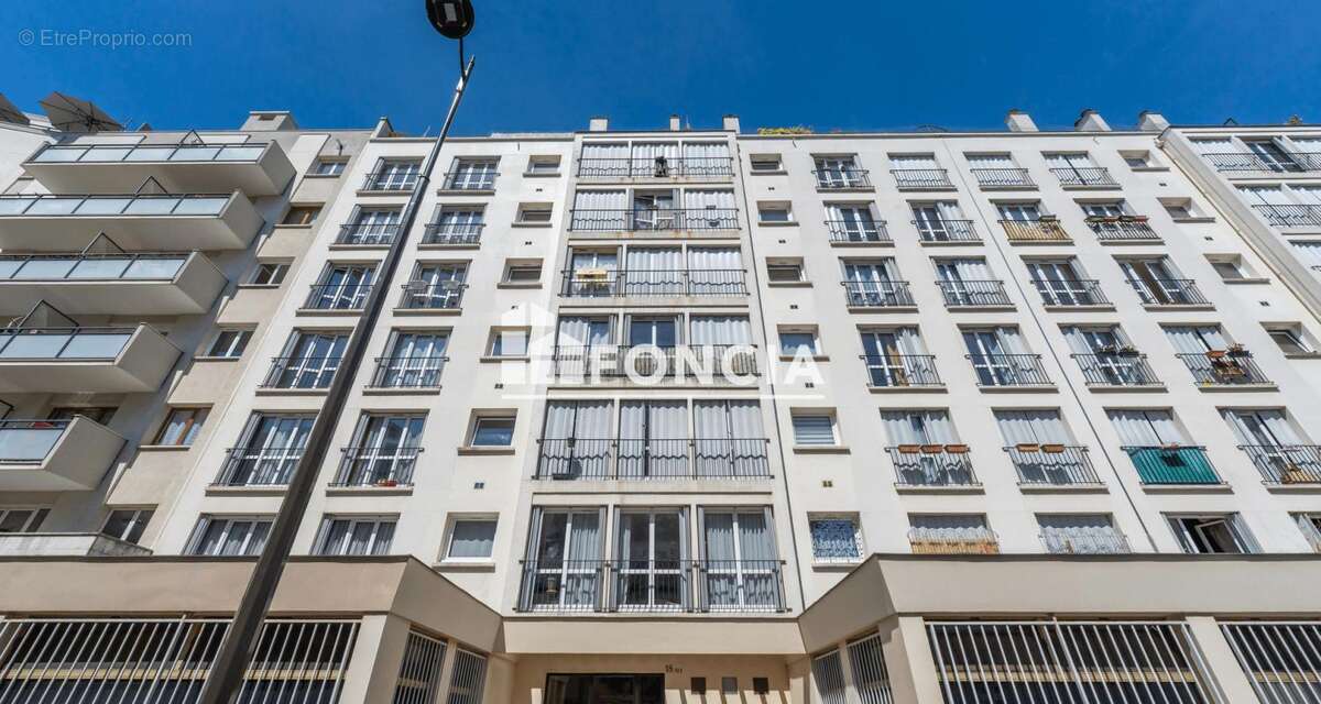 Appartement à PARIS-19E