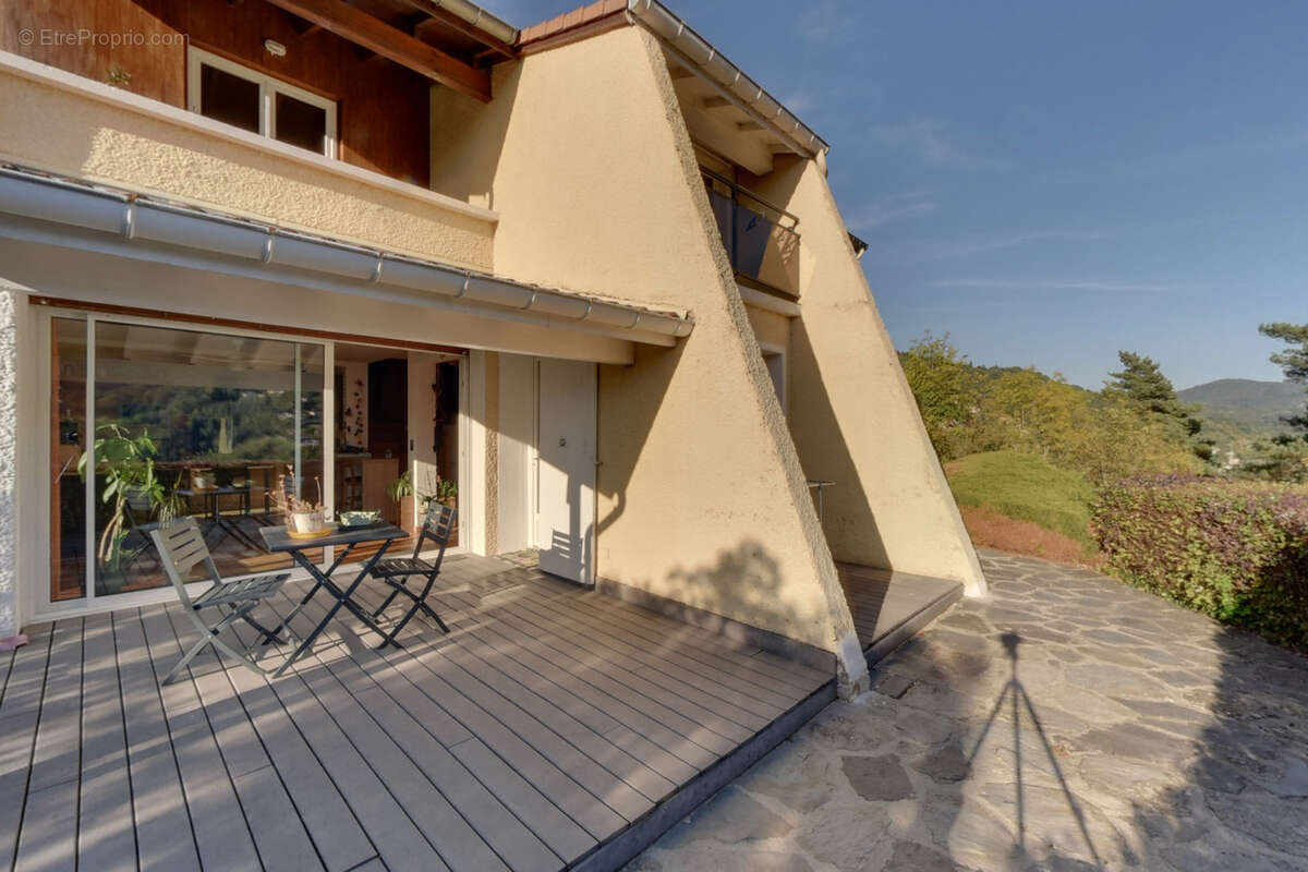 Maison à LE CHEYLARD