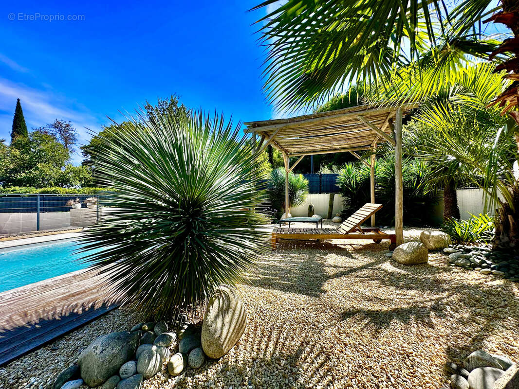 Maison à AIGUES-VIVES