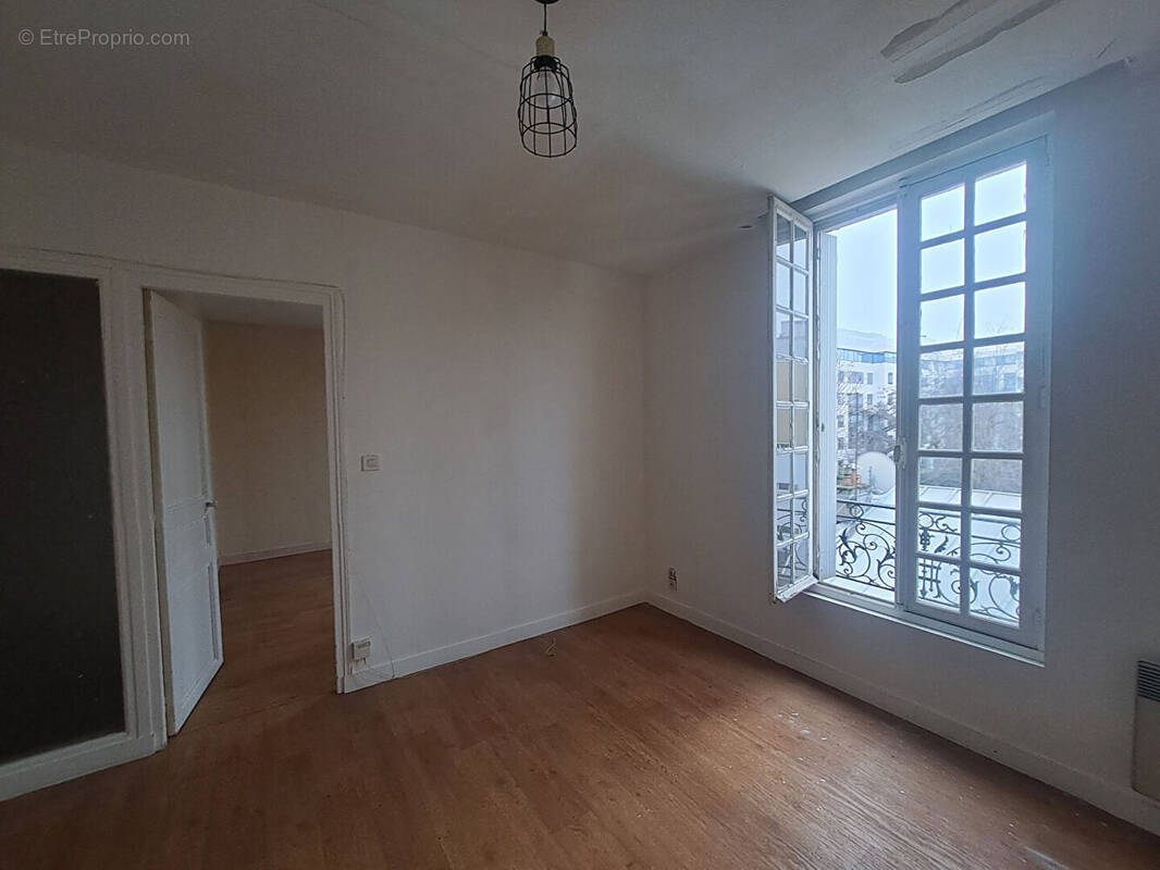 Appartement à MONTROUGE