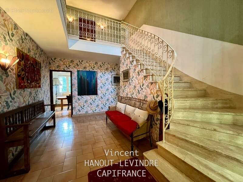 Maison à CHATEAUNEUF-SUR-SARTHE