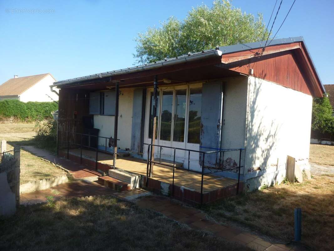 Maison 35 m² à Loue  - photo 2
