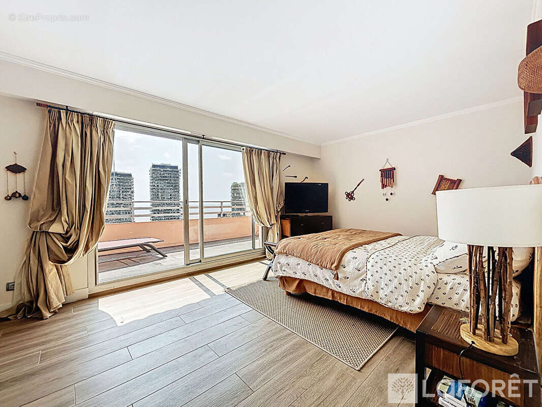 Appartement à BEAUSOLEIL