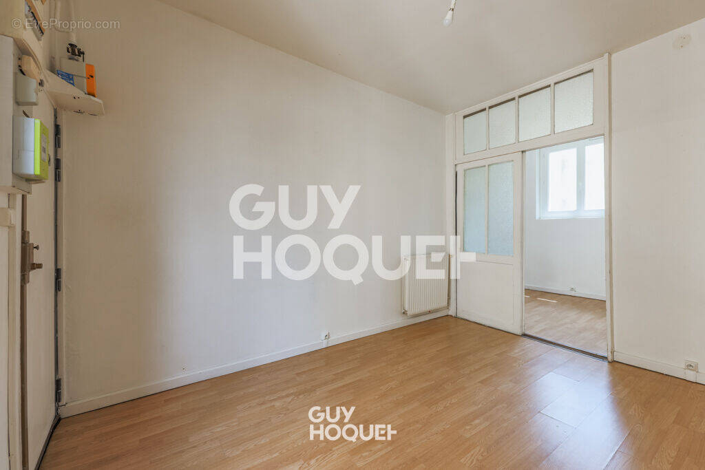 Appartement à PARIS-10E