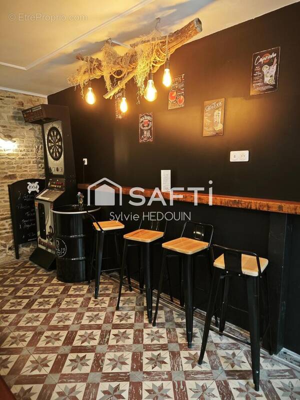 Photo 1 - Commerce à SAINT-SAMSON