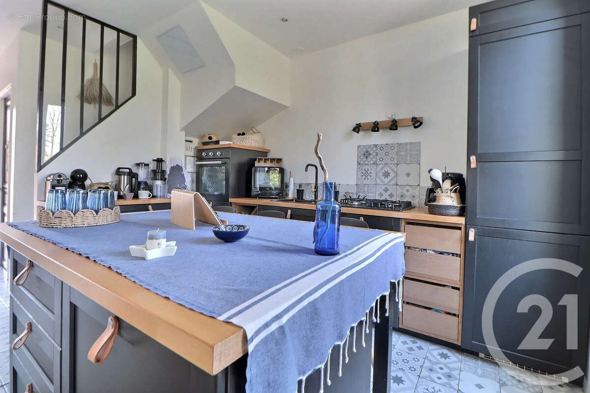 Maison à AULNAY-SOUS-BOIS