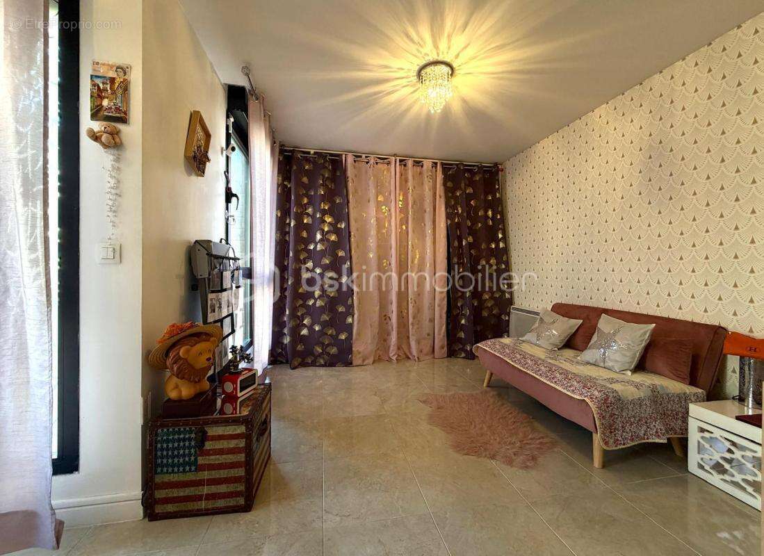 Maison à ROMAINVILLE