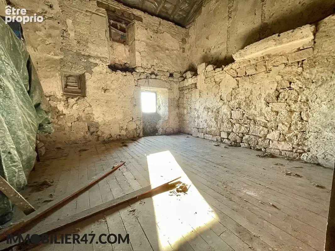 Maison de village a restaurer - photo 13