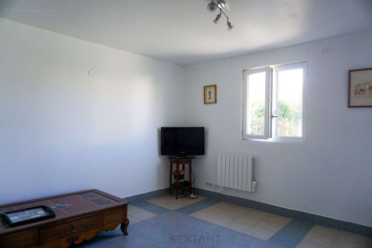Maison à NANTHEUIL