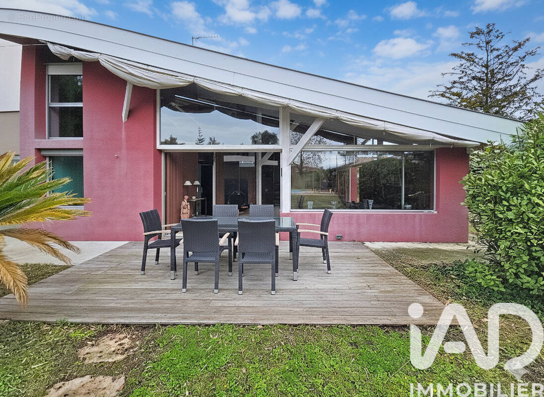 Photo 1 - Maison à LE BOUSCAT