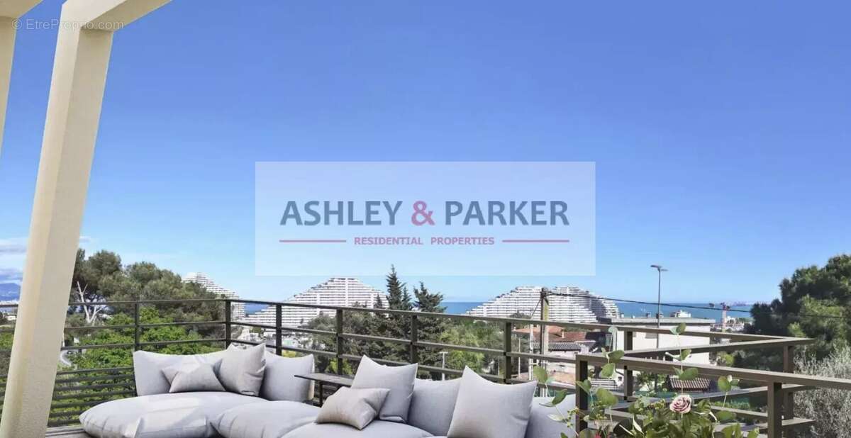 Appartement à VILLENEUVE-LOUBET