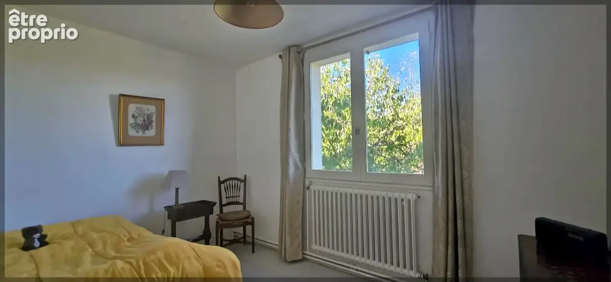 À Vernoux-en-Vivarais, maison 93 m2 avec jardin, 3 chambres et vue sur le lac - photo 6