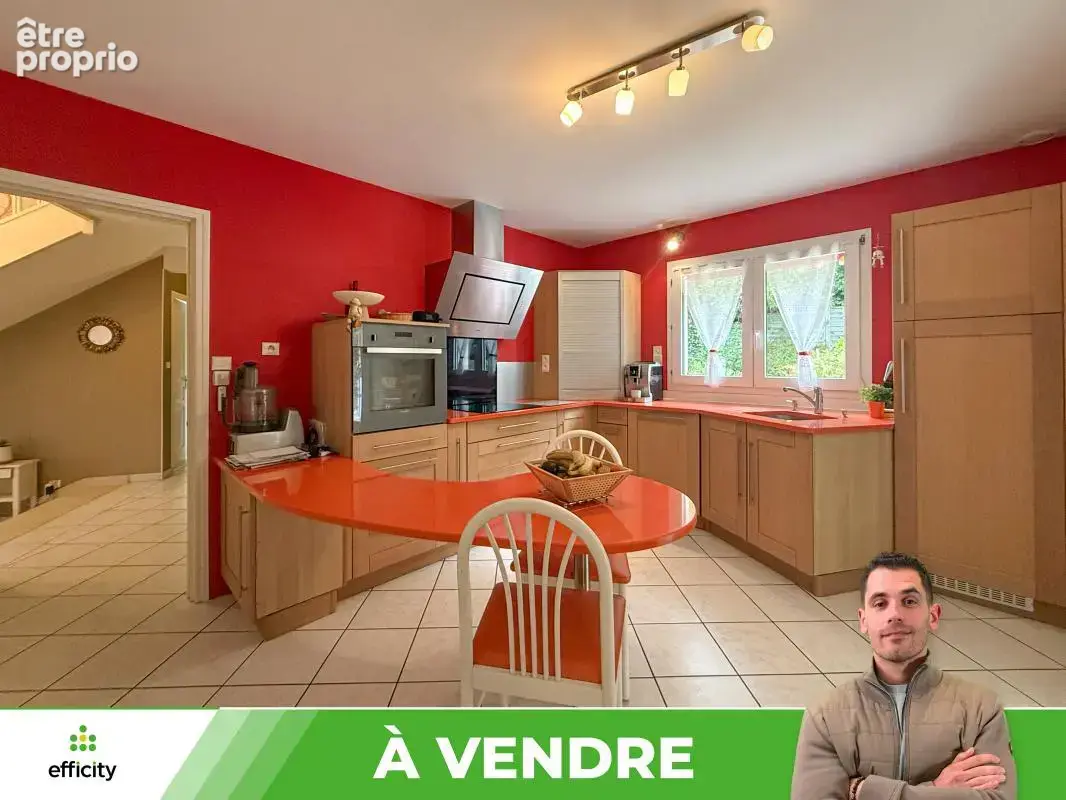 Maison 197 m² à Chatellerault  - photo 7