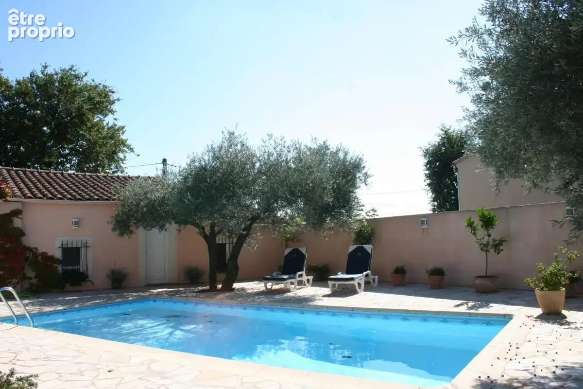 Superbe villa Provençale avec piscine à Rochefort-du-Gard - photo 3