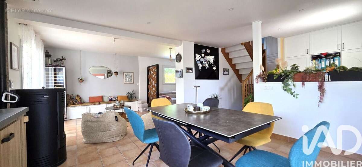 Maison 110 m² à Lauzach  - photo 6