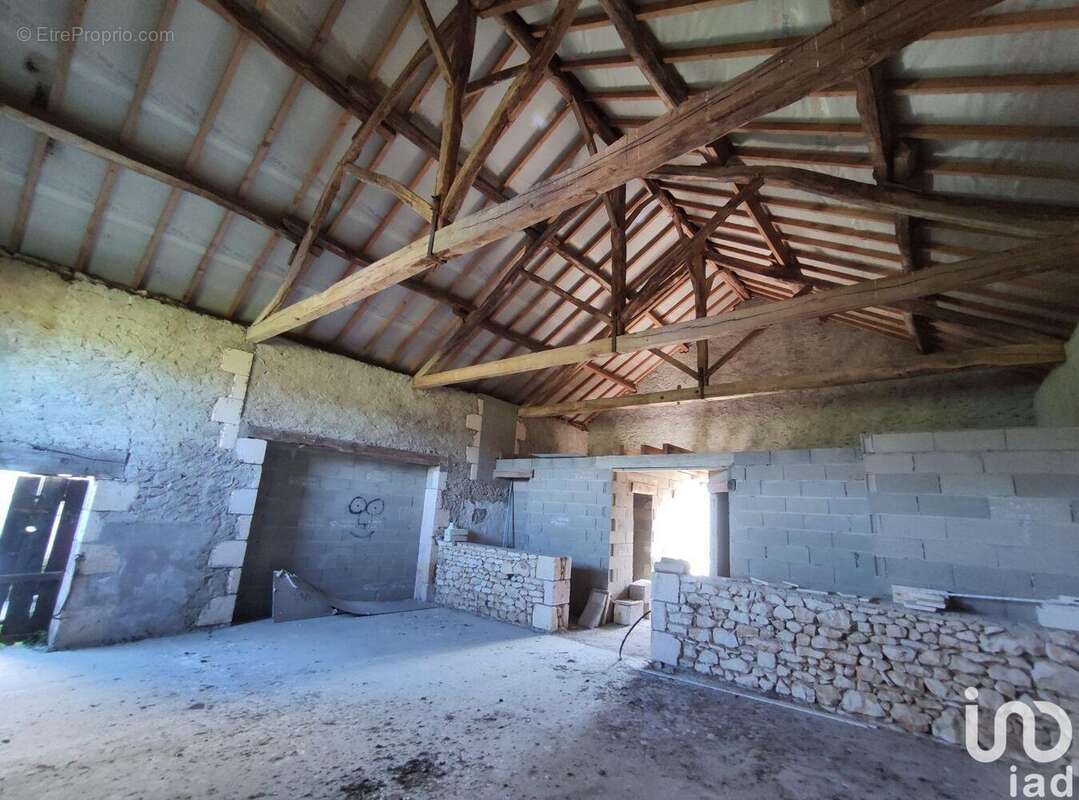 Photo 2 - Commerce à SAINT-GERMAIN