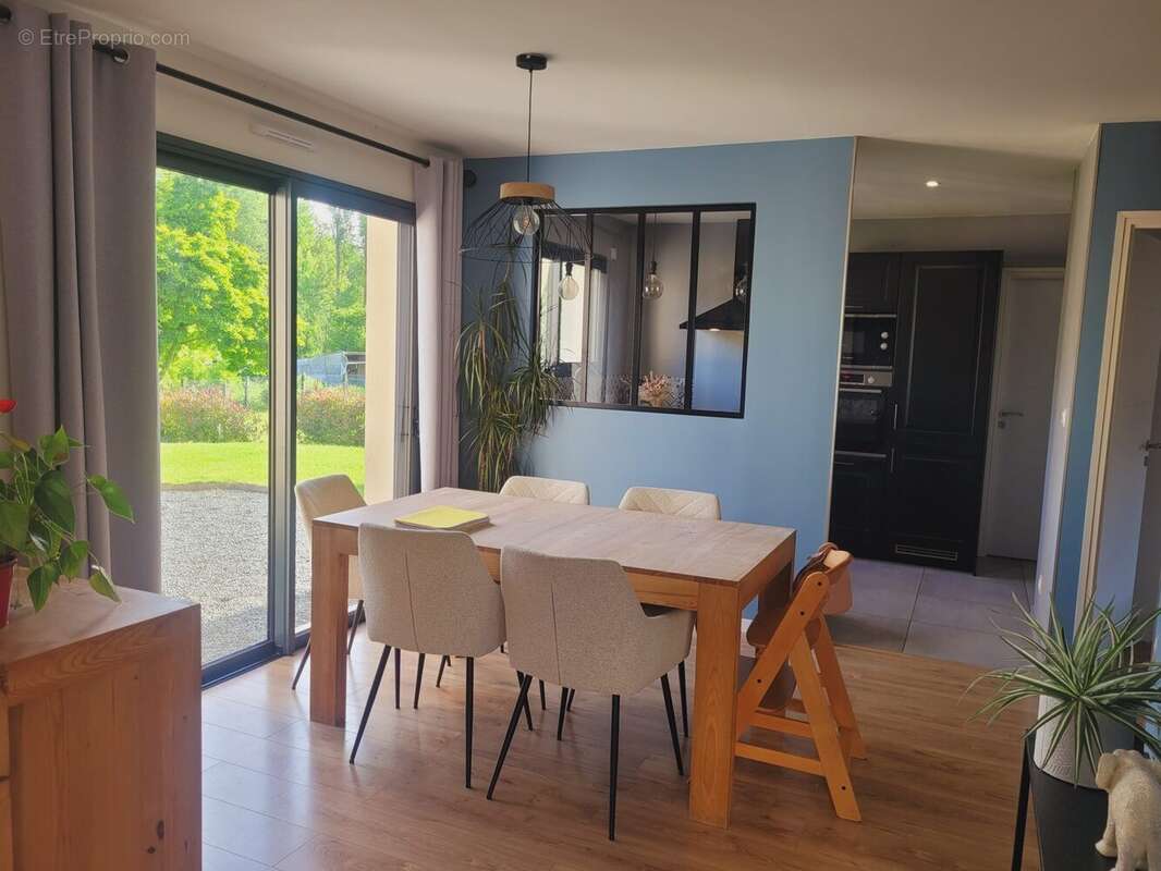 Maison à HEUDEBOUVILLE