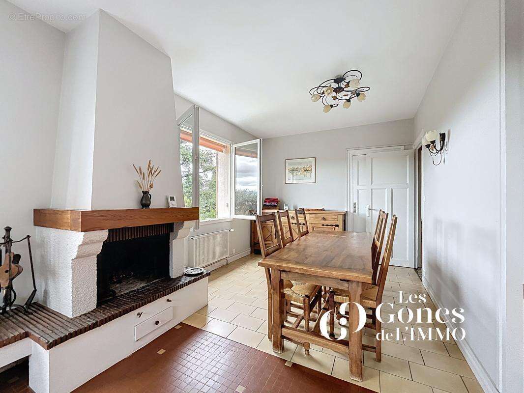 Maison à FRANCHEVILLE