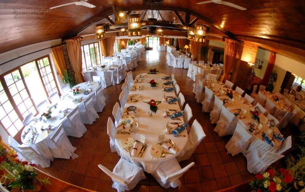 Maison à MONTAIGUT-SUR-SAVE