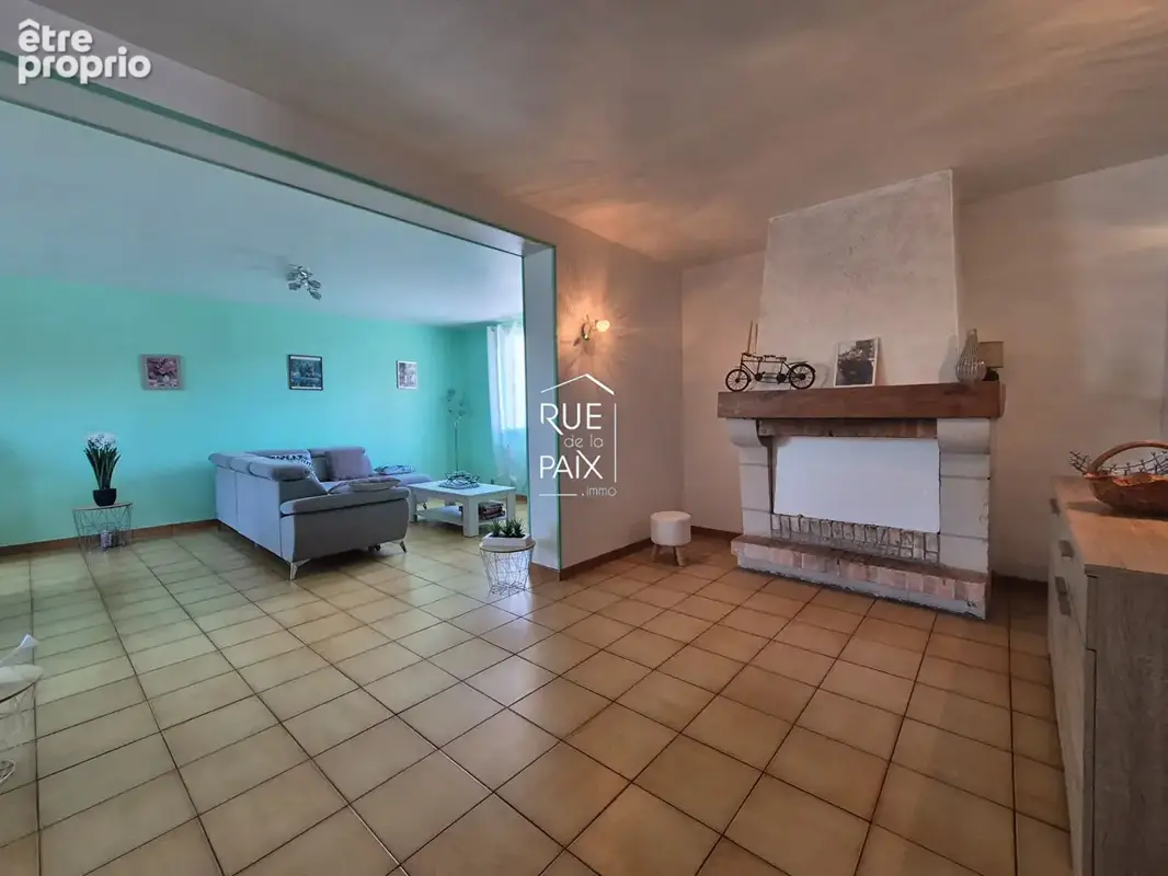 Maison Ceaux En Loudun 4 pièce(s) 99 m2 - photo 5