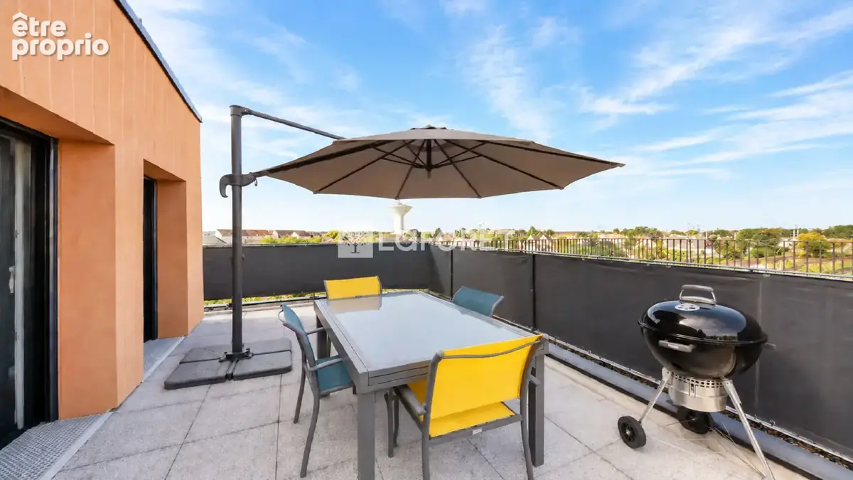 Appartement à vendre à Roissy En Brie 4 pièce(s) 83.20 m² - photo 2