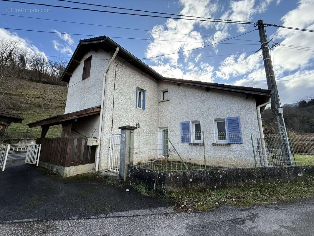 Maison à VIF