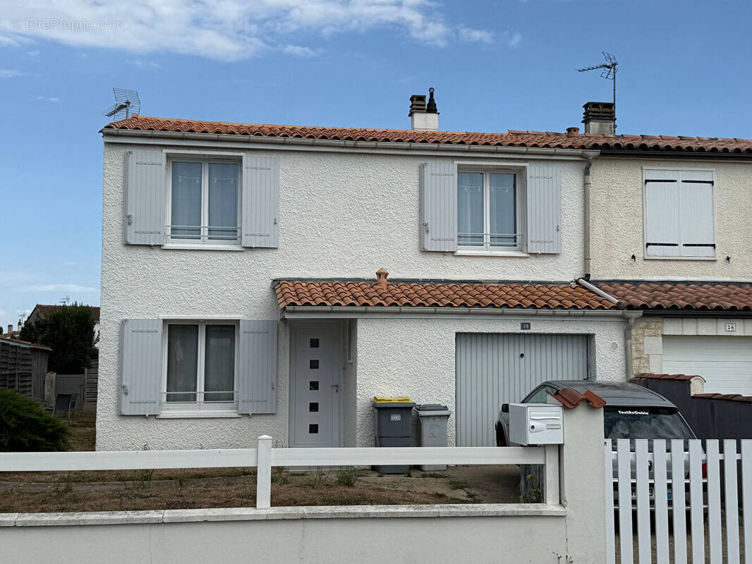 Maison à TONNAY-CHARENTE