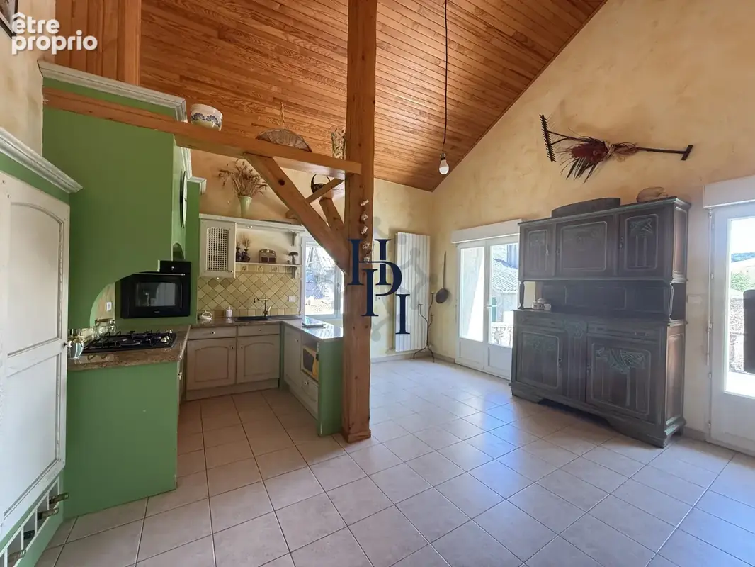 Vente Maison avec dépendances et terrains Montaigut - photo 3