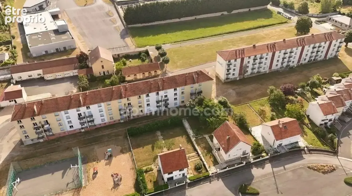 Stenay – ensemble immobilier 72 logements – 27 garages – proche belgique et luxembourg - photo 2