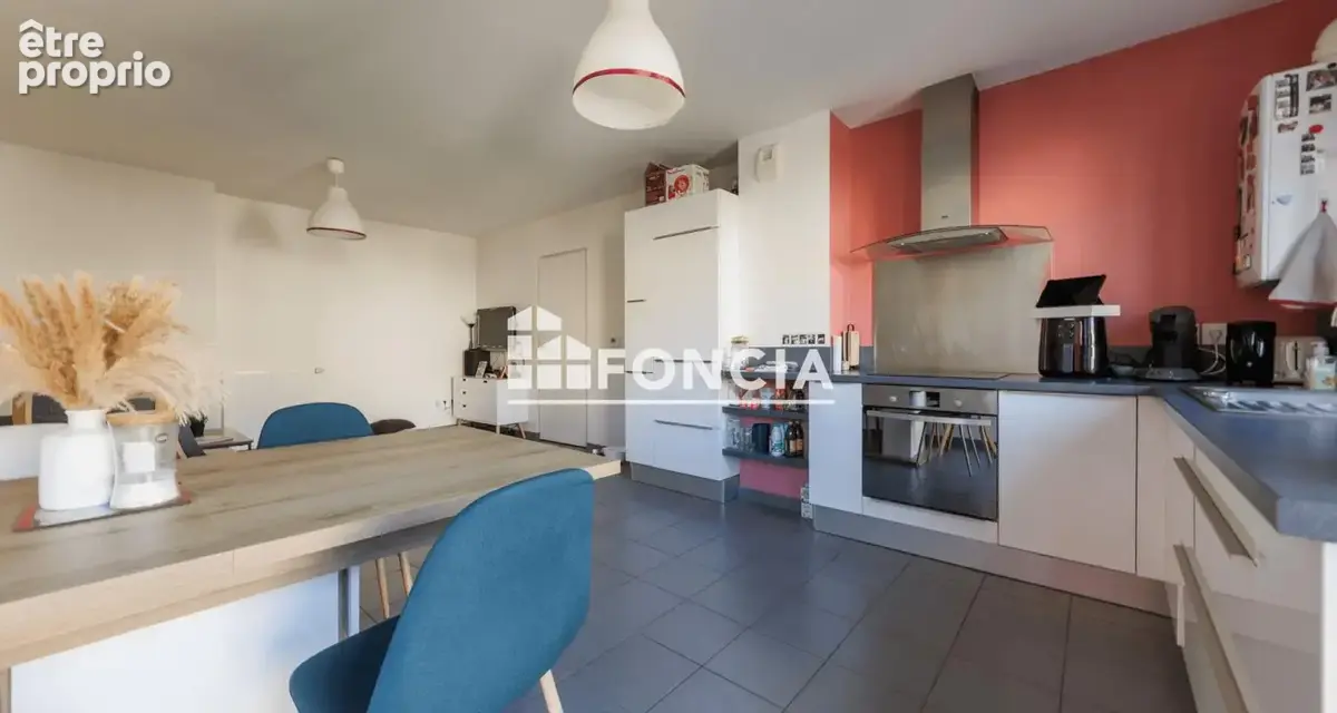- Résidence le Domaine centre-ville -T3 65 m² - photo 2