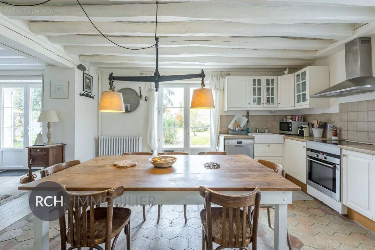 Maison à BAZAINVILLE