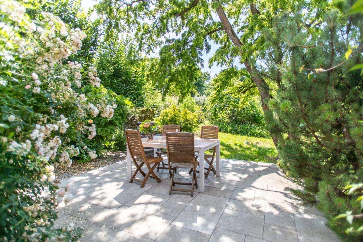 Maison à MAXILLY-SUR-LEMAN