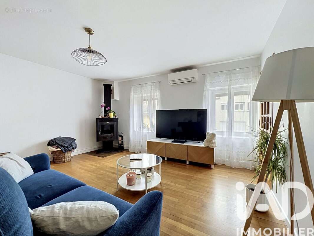Photo 2 - Appartement à HEYRIEUX