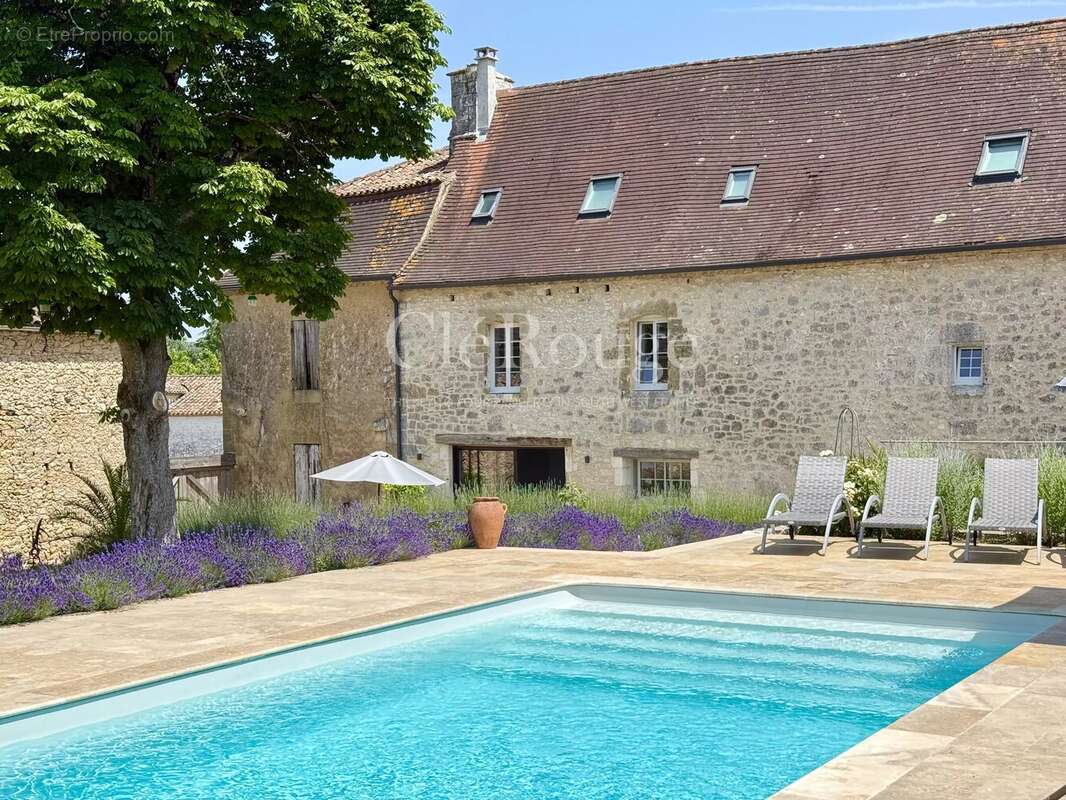 Maison à ISSIGEAC