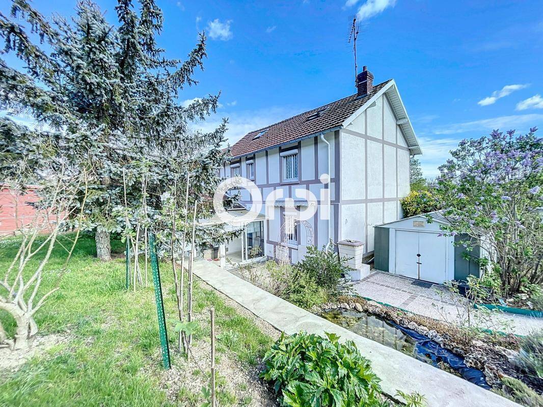 Maison à HARDRICOURT