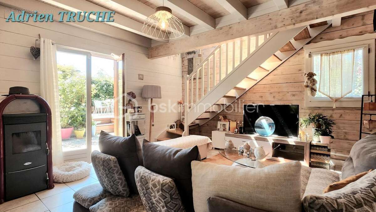 Chalet de 170 m²- Sous sol - Studio - Terrain de 1200 m² - photo 5