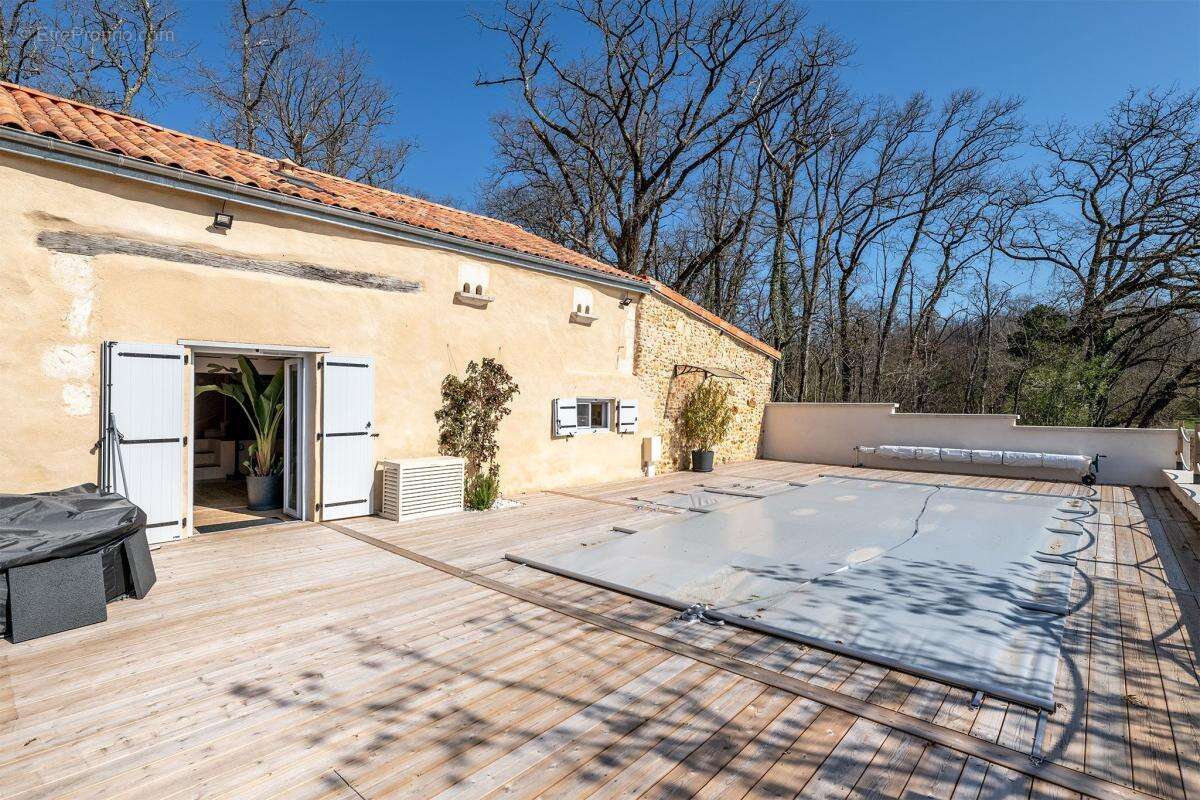 Maison à VILLAMBLARD