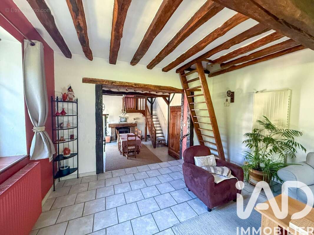 Maison 211 m² à Courcelles-Sur-Seine  - photo 4