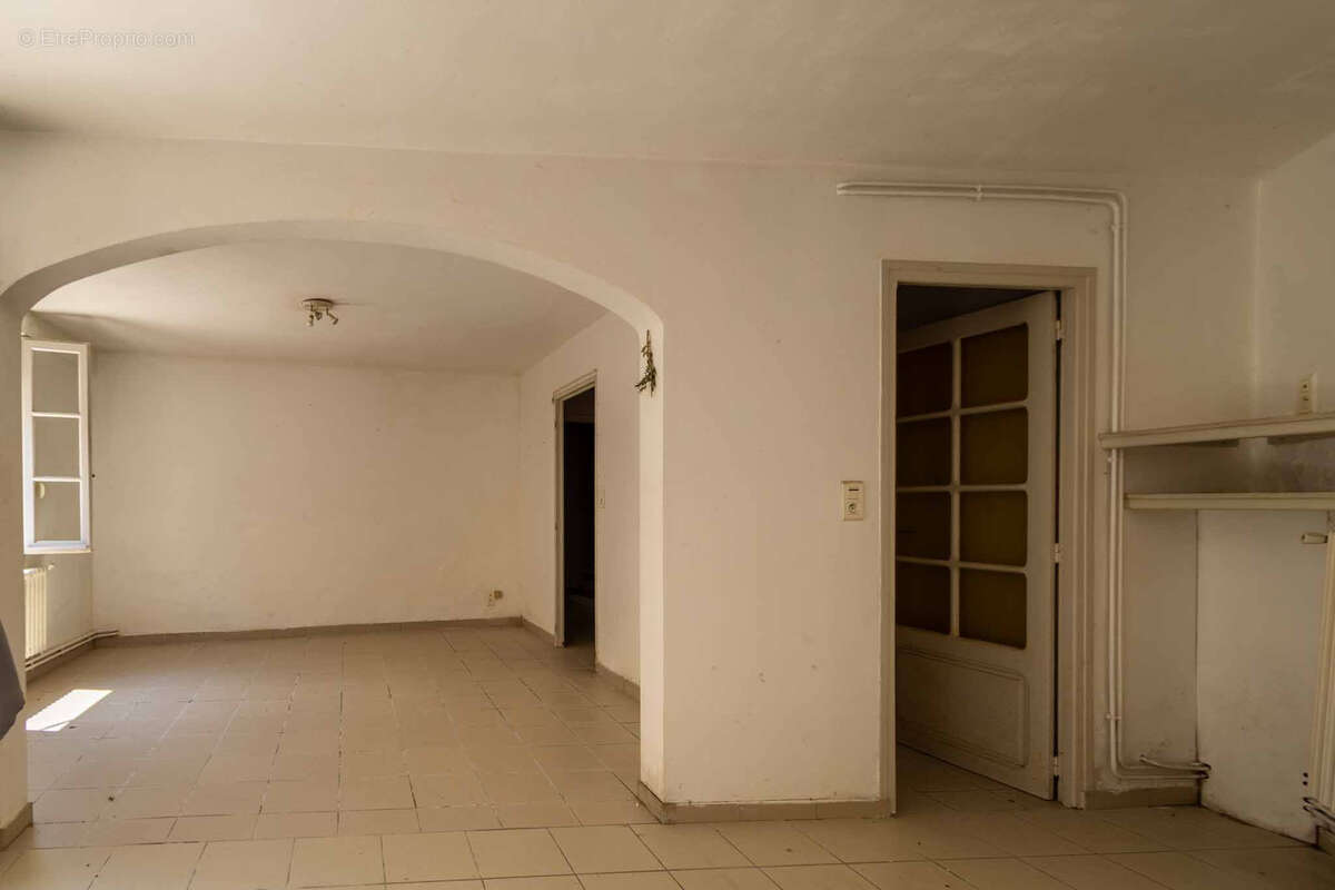 Maison à SAINT-MARTIAL-DE-NABIRAT