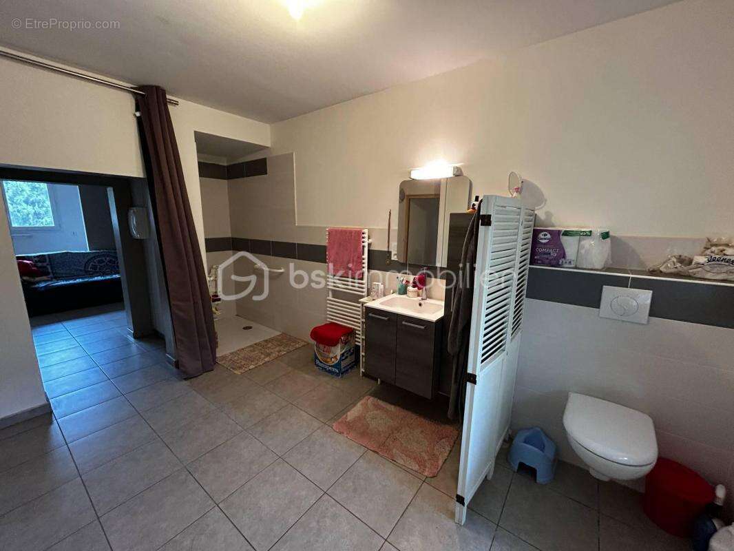 Appartement à SAINT-AFFRIQUE