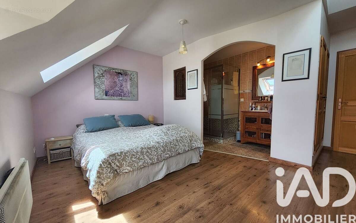 Maison 160 m² à Mulsans  - photo 9