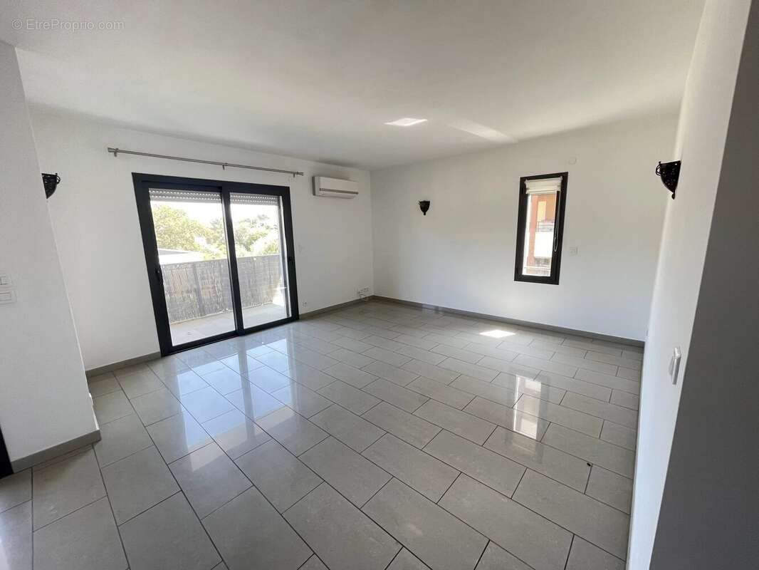 Appartement 3p  70m2 avec terrasse et parking - photo 6