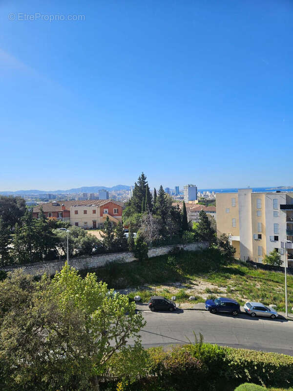 Appartement à MARSEILLE-14E